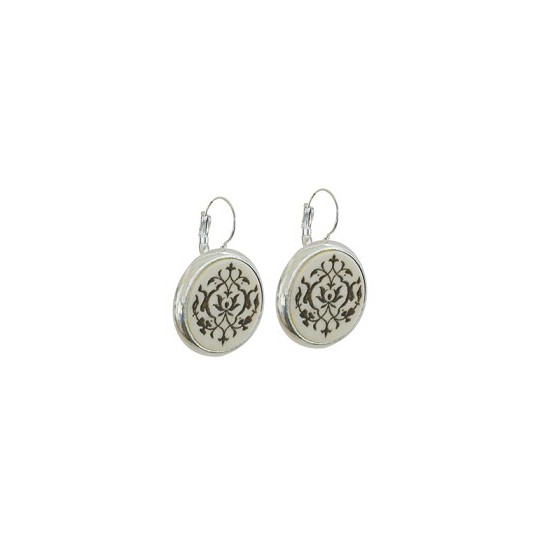 Dormeuses -Boucles d'oreilles corne