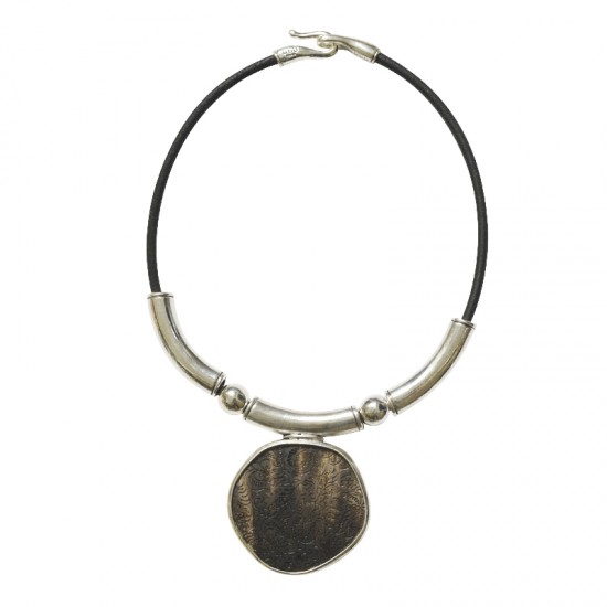 Accueil -Collier cuir métal et corne Accueil -Collier cuir métal et corne