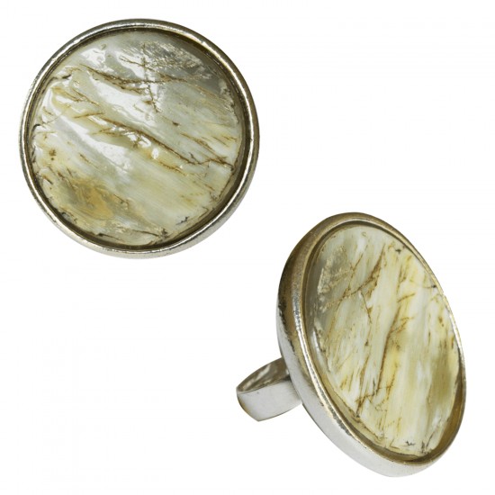 Rings with buffalo horn -Bague ronde corne relief