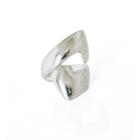 Bague argentée en double pic